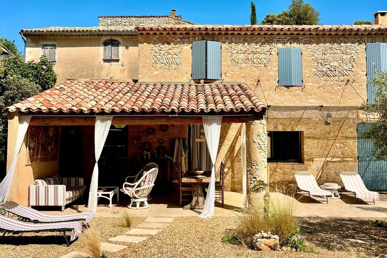 Location pour 4 personnes en Haute-Provence, 4 étoiles